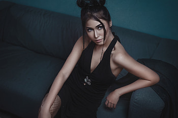 Girl Wearing Black Dress Looking At Viewer , girls, model, black-dress HD wallpaper