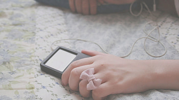Music, Heads, Miscellanea, Miscellaneous, Hands, Girl, Player HD wallpaper