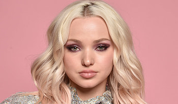 Dove Cameron, Stylish , Variety of options, Gallery-worthy HD wallpaper