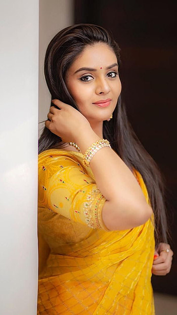 Sreemukhi, telugu actress, model HD phone wallpaper