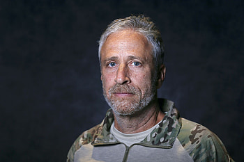 Jon Stewart, George Floyd's death, Interview discussion HD wallpaper