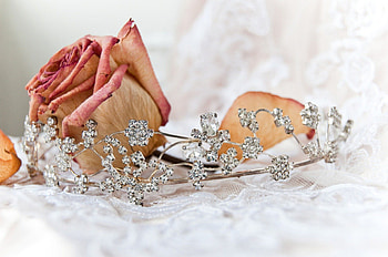 Wedding Diadem, pastel, diadem, pink rose, diamond, beautiful, lace, rose, pink, wedding, flower, diamonds HD wallpaper
