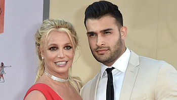 Sam Asghari, Britney Spears' fianc, Relationship explored, Singer announces pregnancy HD wallpaper