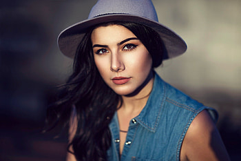 Portrait, pretty woman, dark hair HD wallpaper