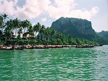 Sea Coast of Railay Peninsula, trees, sky, water, beach HD wallpaper