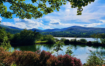 Llanberis, Snowdonia National Park, Wales, UK, hills, water, clouds, landscape, trees, sky HD wallpaper