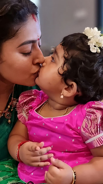 Sneha, daughter HD phone wallpaper