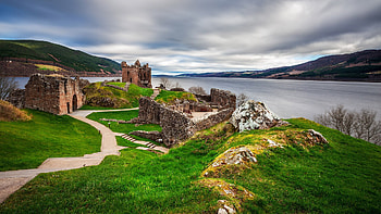 Loch Ness, Urquhart Castle ruins, Highland's gem, Scotland's history HD wallpaper