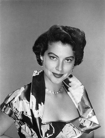 Ava Gardner, Movies, Femme fatale, Captivating presence HD phone wallpaper