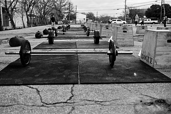 Outdoor workouts, CrossFit HD wallpaper