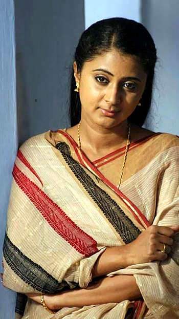 Kaniha, malayalam actress, saree beauty HD phone wallpaper