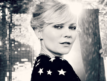 Kirsten Dunst, white, black, blonde, girl, actress, woman HD wallpaper