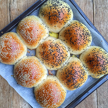 Perfect burger bun, Signature recipe, BigMeatLove creation, Burger lover's dream HD phone wallpaper
