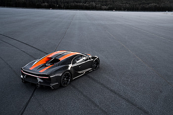 Bugatti Chiron Prototype 2019 Rear, bugatti-chiron, bugatti, 2019-cars, cars HD wallpaper