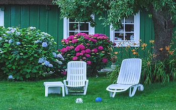 Courtyard, chairs, windows, hydrangeas, house, lilies HD wallpaper