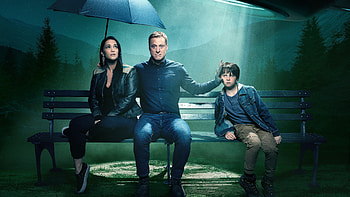 Alan Tudyk Resident Alien HD wallpaper