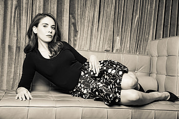 Alison Brie WWD 2017, alison-brie, celebrities, girls, monochrome, black-and-white HD wallpaper