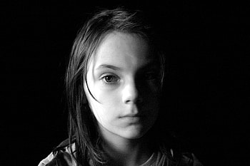 Dafne Keen Laura Kinney Logan, logan, 2017-movies, movies, monochrome, black-and-white HD wallpaper