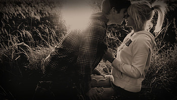 Lღve is Beautiful, emotion, graphy, feelings, touch, black and white, couple, happy, happiness, care, joyful, loving, feeling, caring, man, beautiful, special, emotions, woman, hop, hug, love, joy, forever HD wallpaper