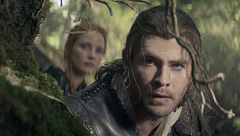 The Huntsman: Winter& HD wallpaper