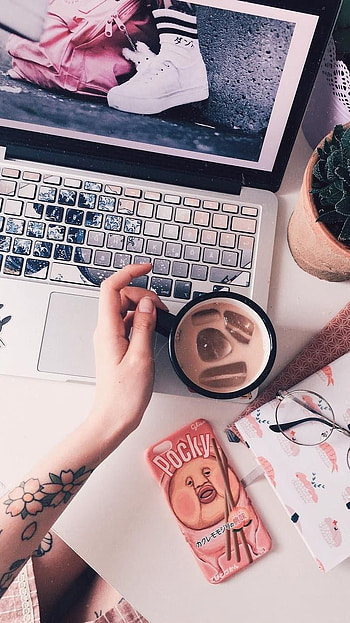 Laptop Aesthetic, Mobile HD phone wallpaper