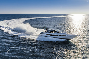 Pleasure Boat, Luxury motor yacht, Speed and style, Pershing excellence HD wallpaper