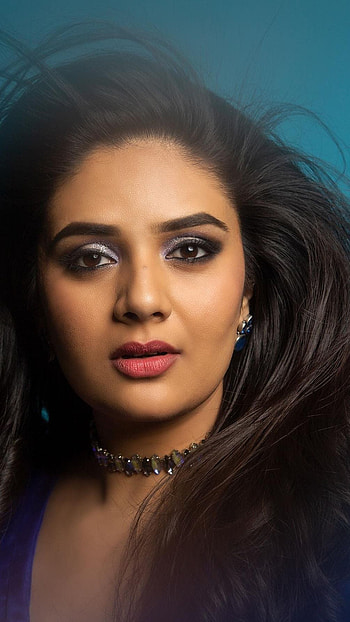 Sreemukhi, telugu actress, anchor HD phone wallpaper
