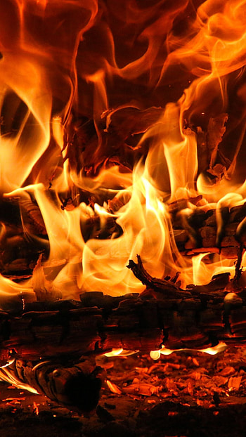 Fireplace for , Retina , High-resolution visuals HD phone wallpaper
