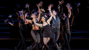 Chicago movie, Jazz musical, Velma and Roxie, Crime and fame HD wallpaper