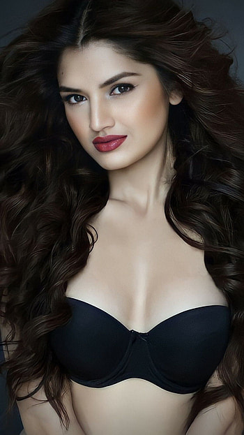 Tara Alisha berry, bollywood actress HD phone wallpaper