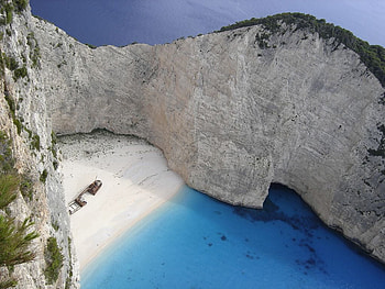 Zakynthos, Ionian Island, high rocks, smaal beach, grey, blue sea HD wallpaper