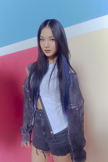 STAYC, K-pop, Music, Page HD phone wallpaper
