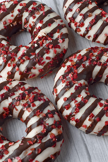 Food, Chocolate, Desert, Sweet, Stripes, Streaks, Donuts HD phone wallpaper