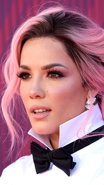Halsey, Music discovery, Music artist HD phone wallpaper