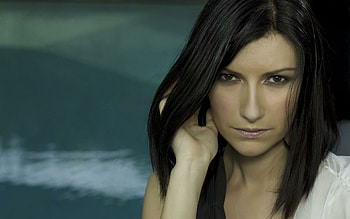 Laura Pausini, Vocal prowess, Captivating , Melodic inspiration HD wallpaper