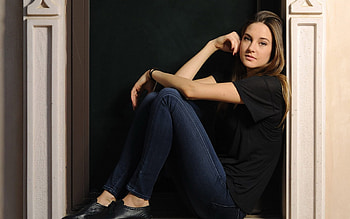 Shailene Woodley, Movie star, Celebrity , Style HD wallpaper