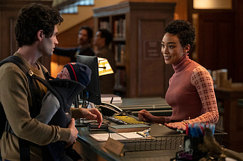 Tati Gabrielle, New star, You season 3, Netflix HD wallpaper