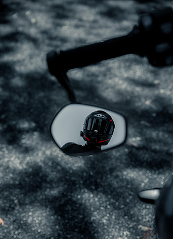 Motorcycles, Reflection, Motorcyclist, Helmet, Motorcycle, Mirror HD phone wallpaper