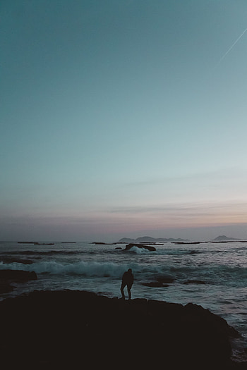 Sea, Shore, Bank, Silhouette, Miscellanea, Miscellaneous, Sadness, Loneliness, Sorrow HD phone wallpaper