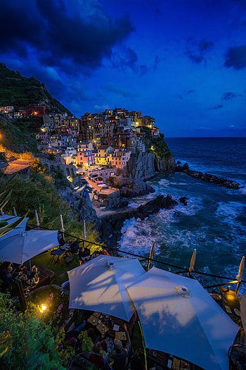 Cities, Sea, Italy, City, Shore, Bank, Cliff, Rocky, Manarola, Precipitous HD phone wallpaper