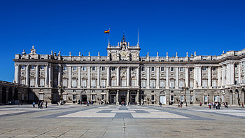 Madrid Palace, Royal residence, Spanish history, Architectural marvels HD wallpaper