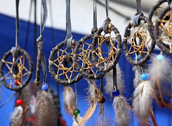 Dancing Dream Catchers, catchers, dancing, dream HD wallpaper