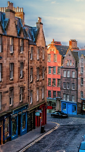West Bow Street, Edinburgh Scotland, Aerial view, Windows 10 Spotlight HD phone wallpaper