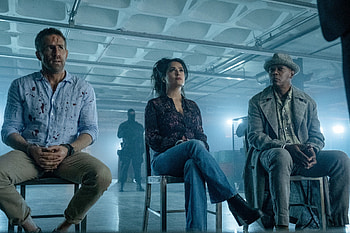 Hitman's Wife's Bodyguard, Perfect blend, Humor and action, Entertaining flick HD wallpaper