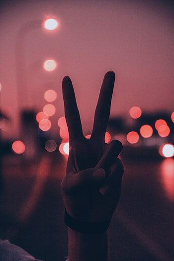 Dark, Glare, Hand, Miscellanea, Miscellaneous, Fingers, Gesture HD phone wallpaper