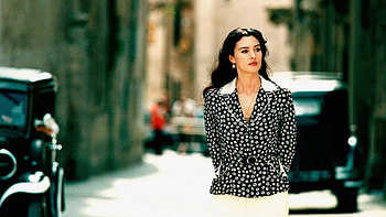 Monica Bellucci, Enchanting charm, Iconic beauty, Talented actress HD wallpaper
