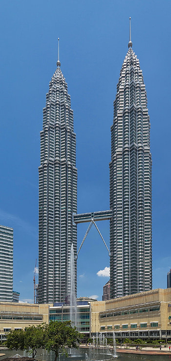 Petronas Twin Towers, , Michelle Anderson, Twin tower beauty HD phone wallpaper