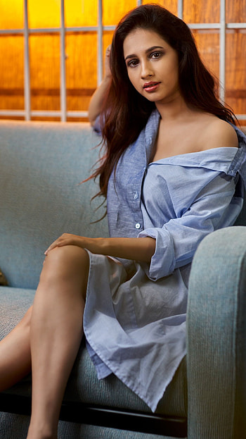 Manvitha Kamath, kannada actress HD phone wallpaper