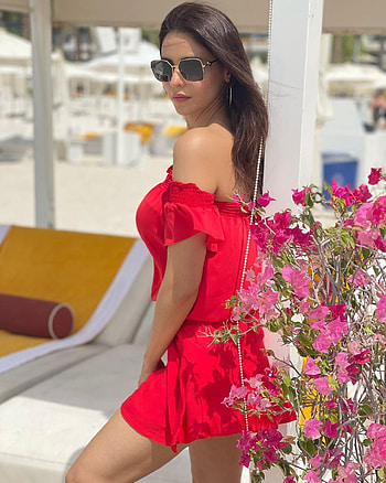 Aamna, glasses, sunglasses HD phone wallpaper