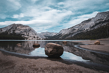 Rocks, bay lake, nature, mountains HD wallpaper